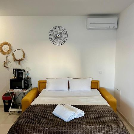 Studio Neuf Avec Acces Piscine Valergues Extérieur photo